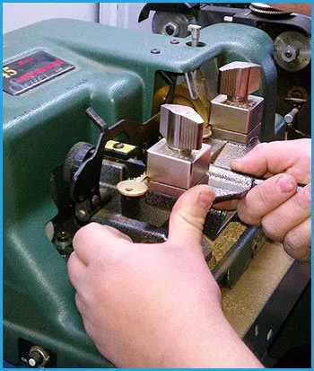 Lock Locksmith Services Pittsburgh, PA 412-386-9026 Lock Locksmith Services Pittsburgh, PA 412-386-9026 - 18-key-making